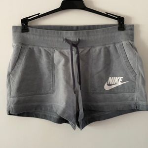 Nike athletic short